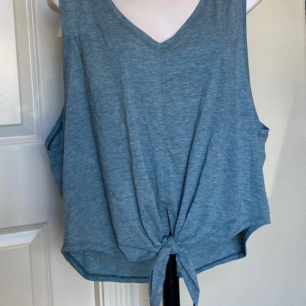 Lululemon Tie Front Twist Tank Top size 12 - Picture 1 of 8